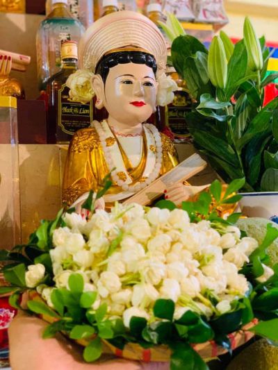 SỰ TÍCH CÔ BƠ THOẢI CUNG