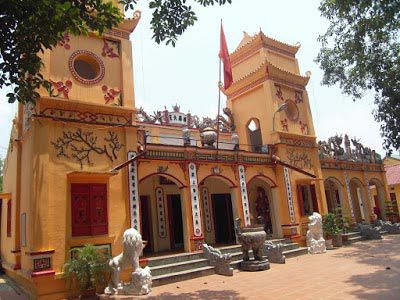 Sự tích Thánh Ông Hoàng Năm
